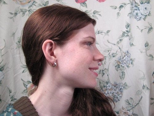 Single 14k White Gold Hinged Huggie Hoop Earring (5mm), 1/2 inch (13mm) - LooptyHoops