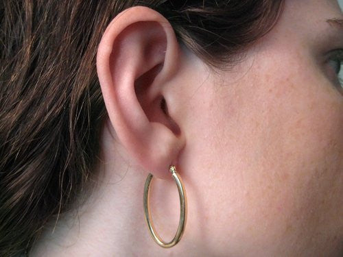 14k Yellow Gold Square Tube Oval Hoop Earrings, 31mm x 18mm (2mm Tube) - LooptyHoops