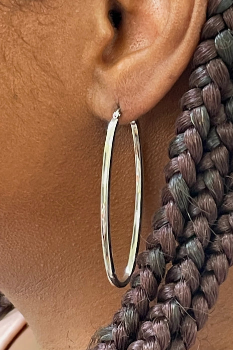 14K White Gold Oval Hoop Earrings w/ Square Tube, 1.2 In (31mm) (2mm Tube) - LooptyHoops