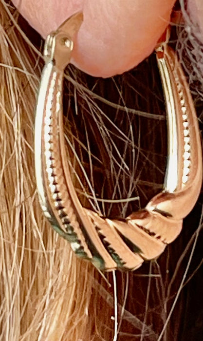 14K Gold Small Oval Hoops - LooptyHoops