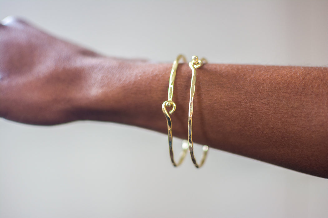 Handmade Electroplated Rippled Wire Bracelet - LooptyHoops