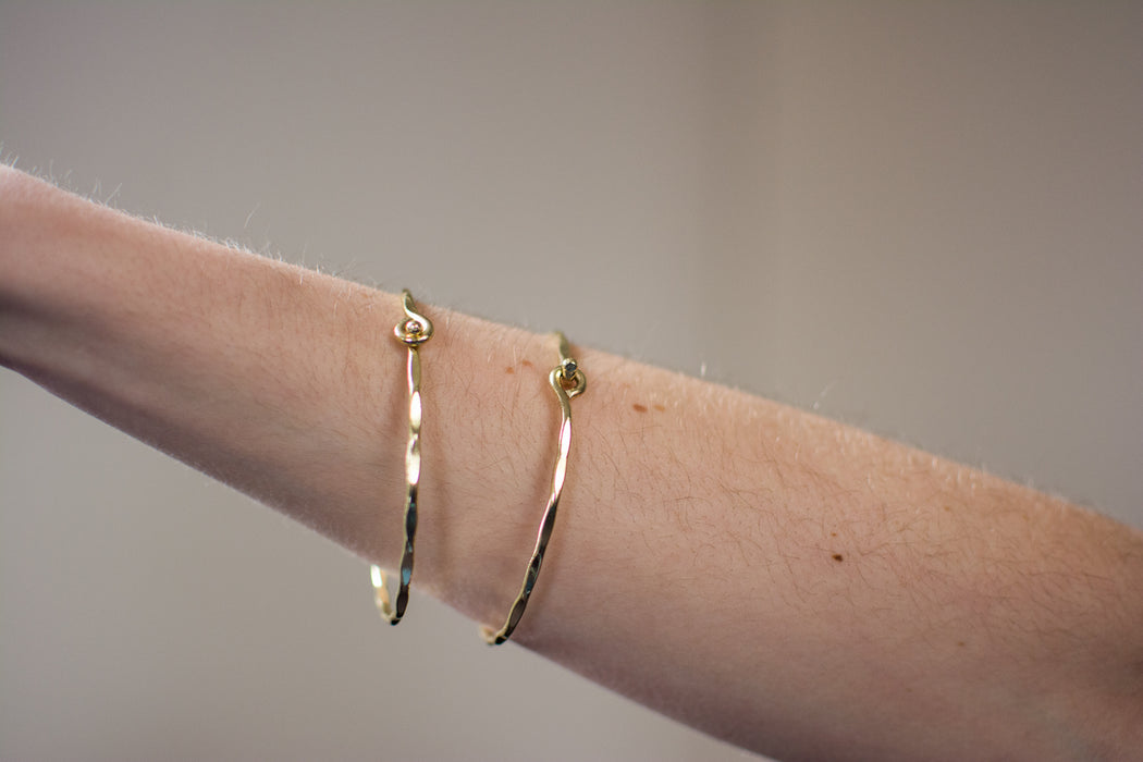 Handmade Electroplated Rippled Wire Bracelet - LooptyHoops